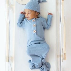 Ribbed Knotted Gown with Hat Set in Slate 0-3 Month